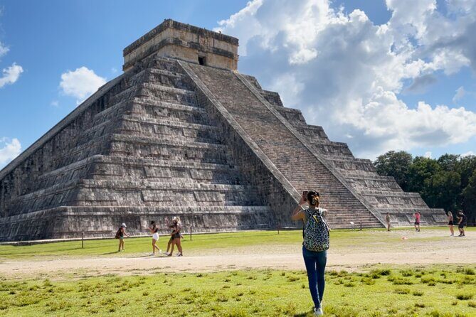 Chichen Itza Cenote and Valladolid in a Small Group - Key points that matter