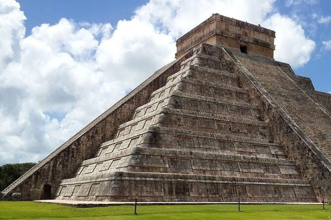 Chichen Itza Day Trip from Cancun with Cenote Swim & Valladolid - The best guides make the difference