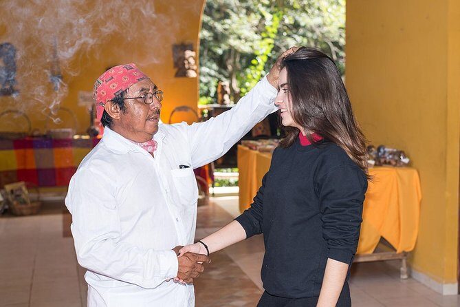 Chichén Itzá Premier Tour with Cenote Xunáan, Valladolid & Lunch - Lunch Buffet Value and the International Open Bar Rule