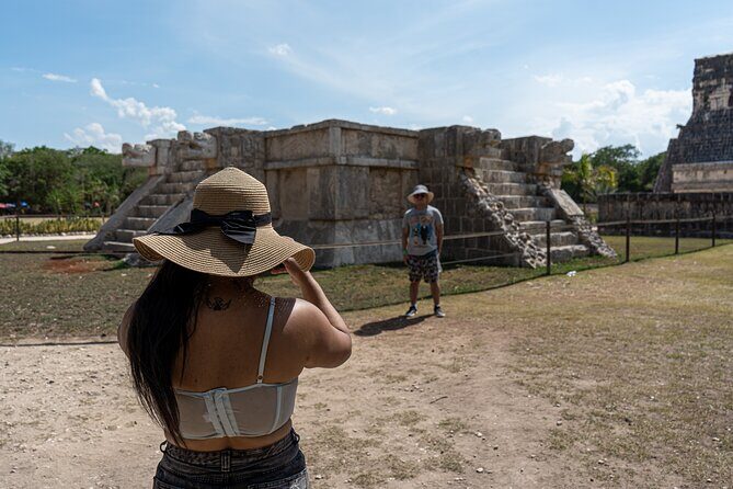 Chichen Itza Ticket with optional Guide - Optional Bilingual Guide: When It Turns From Nice to Useful