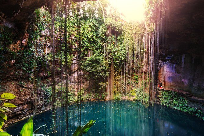 Chichen Itzá Tour in 1 Full Day, Cenote, Valladolid and Luch included! - Entering Chichen Itza with a historian guide (the 2.5-hour plan)