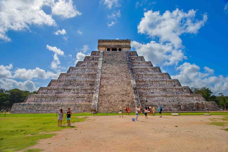 From Tulum: Chichén Itzá Tour, Cenote & Valladolid - Guides and timing: why Alejo, Luigi, and Caesar matter