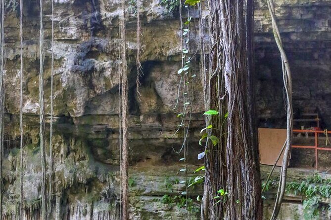 Guided Tour to Chichen Itza, saamal Cenote and Valladolid City - Lunch, What’s Missing, and What to Bring So You Enjoy the Day