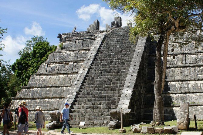 Semi-Private Chichen Itza, Cenote Ik Kil and Valladolid Tour - Semi-private logistics from the Cancun Hotel Zone (and beyond)