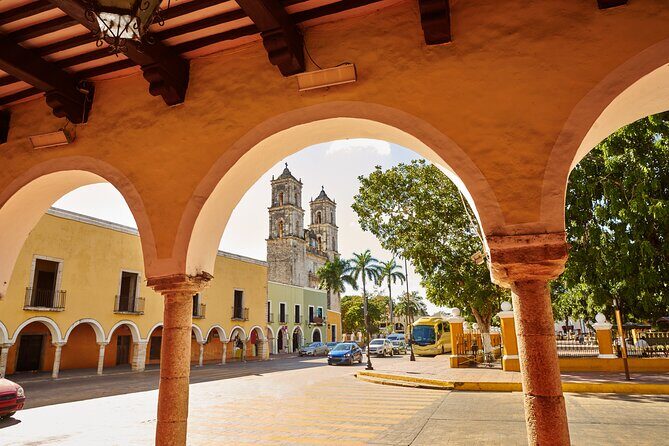 Visit Chichén Itzá and discover a real Cenote and Valladolid. Transport included - Stop 1: Chichén Itzá With a Guided Walk (Plus the Time Limit)